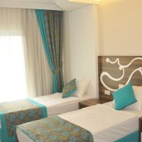 kleopatra blue hawaii hotel