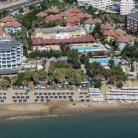 ARMAS GREEN FUGLA BEACH