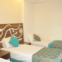 kleopatra blue hawaii hotel