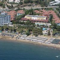 ARMAS GREEN FUGLA BEACH