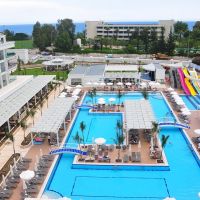 Karmir Resort & Spa