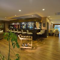 latanya park resort