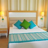 Karmir Resort & Spa