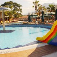 club boran mare beach