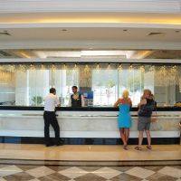 Karmir Resort & Spa