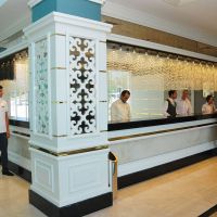 Karmir Resort & Spa
