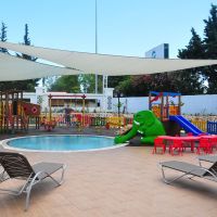 Karmir Resort & Spa