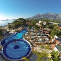 club boran mare beach