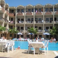club herakles hotel