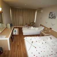 tuntas beach hotel altinkum