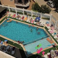 tuntas suites altinkum