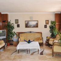 mg moms hotel