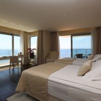 charisma de luxe hotel