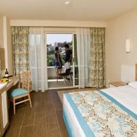 Crystal Sunrise Queen Luxury Resort & Spa