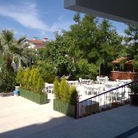 merry hotel