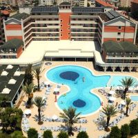 Insula Resort & Spa