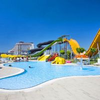saturn palace resort