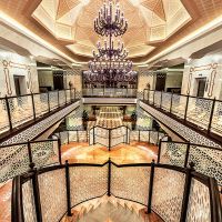 royal taj mahal hotel