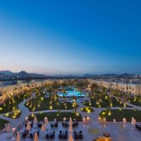 le royale royal holiday resort
