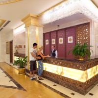 Crystal Palace Luxury Resort & Spa