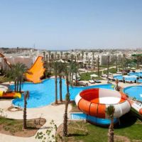 le royale royal holiday resort