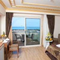 Crystal Palace Luxury Resort & Spa