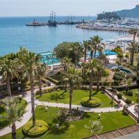 lancora beach hotel