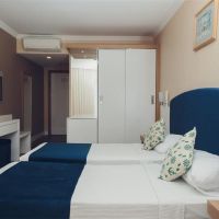 lancora beach hotel