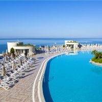 melas resort