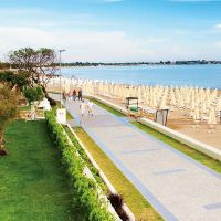 melas resort
