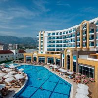 the lumos deluxe resort & spa hotel