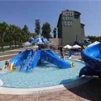 grand side hotel