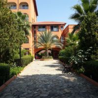 club turtas beach hotel