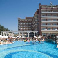 holiday garden resort hotel