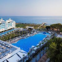 rubi platinum spa resort & suites