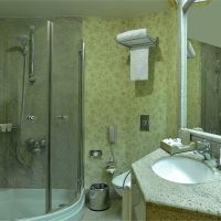 gloria verde resort hotel