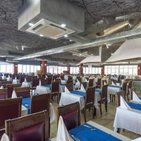 sailor's beach club