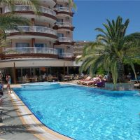 romance beach hotel