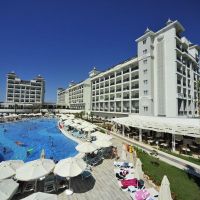 lake&river side hotel&spa