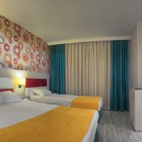 the colour hotels side