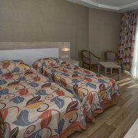 riviera hotel & spa
