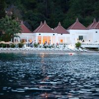 hillside beach club