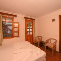 perdikia beach hotel