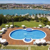 sisus hotel