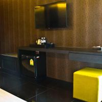 tsix 5 hotel