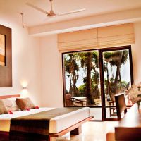 pandanus beach resort & spa