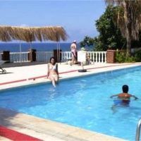club enjoy beach