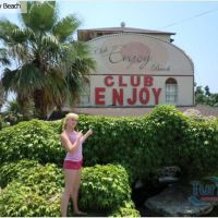 club enjoy beach