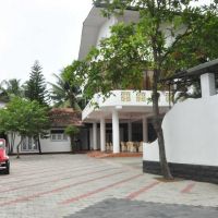 crescent hotel