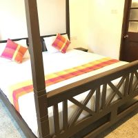 lagoon boutique hotel